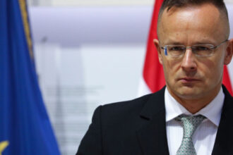 ungaria si slovacia isi vor conecta rafinariile ca sa scape de santajul ucrainenilor 69b85ca825c75