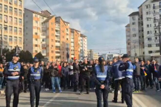 video a doua zi de proteste in gorj sute de mineri in strada dupa concedierile anuntate trafic blocat la targu jiu 69b96ef49ef3b
