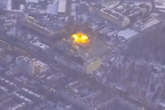 video kremlinul ameninta marea britanie dupa ce ucrainenii au atacat o fabrica militara din briansk vom tine cont de rolul lor 69b15129d5499