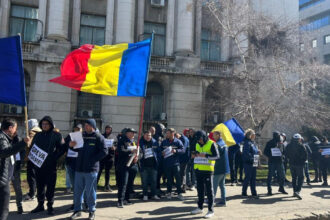video minerii continua protestele la targu jiu a saptea zi de manifestatii la complexul energetic oltenia ce nemultumiri au oamenii 69b29124619ba