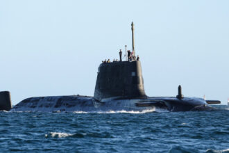 video regatul unit a trimis un submarin nuclear in marea arabiei poate lansa atacuri asupra iranului cu rachete tomahawk 69c00d5ae6989