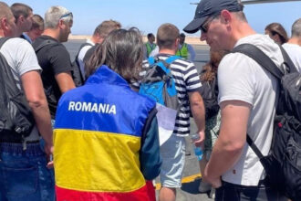 video romani adusi in tara cu ajutor european guvernul a cerut activarea mecanismului resceu mae inca 2 500 de persoane au cerut sprijin 69ae6ed39ae44