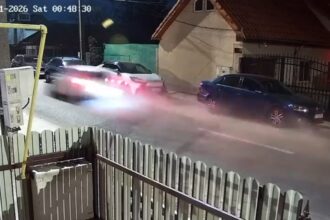 video sapte masini parcate pe o strada din ovidiu avariate de un sofer de 24 de ani 69be695120fe3