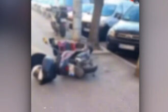 video zeci de scutere si motociclete rasturnate noaptea in sectorul 6 al capitalei 69b3fb2078197