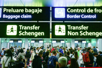 analiza europa risca haos in aeroporturi criza de combustibil ameninta sezonul estival 2026 69ee3e8b4c2c4