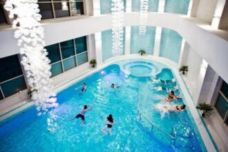 dsp a inchis piscina din eforie nord unde mai multe persoane au fost afectate dupa imbaiere 69ef57718e553