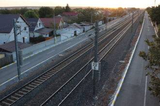 femeie accidentata mortal de tren intre valu lui traian si basarabi 69db83020284a