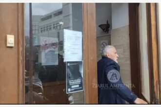foto video fosta glorie a tenisului romanesc ilie nastase prezent la judecatoria constanta divortul sotilor nastase in atentia magistratilor 69f353c401141
