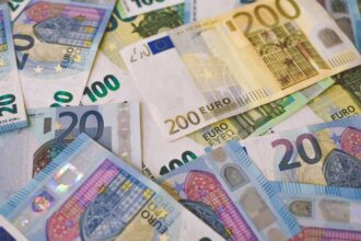 ilie bolojan solicita parlamentarilor intocmirea a 9 legi pentru accesarea a 10 miliarde de euro din pnrr 69ef0ae828985