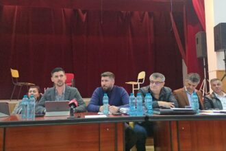 live foto video consiliul local cernavoda intrunit in sedinta ordinara reorganizarea aparatului primarului si serviciilor publice locale pe ordinea de zi 69f3655b7f5ba