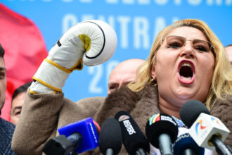 parlamentul european voteaza astazi ridicarea imunitatii dianei sosoaca pentru ce ar putea fi anchetata in romania 69f06f18e4ea3