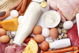 peste 2 tone de alimente au fost retrase inainte de paste inspectorii ansvsa au aplicat amenzi de aproape 15 milioane de lei 69cce479161ce