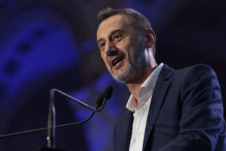 primarul mario de mezzo pnl olt sunt convins ca psd plateste oameni care sa ma urmareasca 69ea4f1f4b5d1