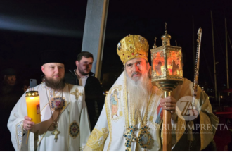 procesiune la manastirea dervent de izvorul tamaduirii ips teodosie va savarsi sfanta liturghie de hram 69de699bbf9b2