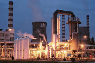 rafinaria petrotel ar trebui sa inceapa sa opereze bogdan ivan 100 nu se va importa petrol din federatia rusa 69f05e4c808f8