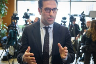 spania si alte patru tari europene cer comisiei europene un nou impozit pentru companiile energetice 69d10a3836a6c