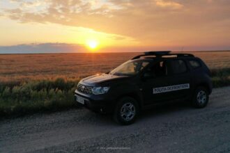 trei cetateni straini fara documente de identitate depistati intr un autoturism in urma unei actiuni comune a politistilor de frontiera romani si bulgari 69f1d3b868361