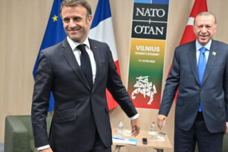 tur diplomatic in perioada summitului b9 macron si erdogan vor fi primiti la cotroceni iar nicusor dan ar putea merge la kiev 69d3a2dbc9427