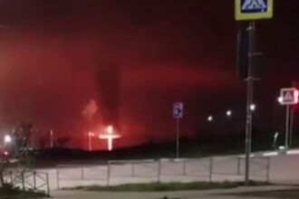ucraina a atacat unul dintre cele mai mari terminale petroliere ale rusiei de la marea neagra 69d3636c6ae6b