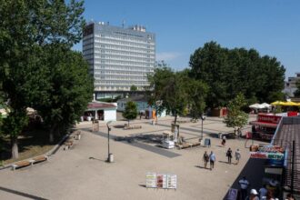 un nou proiect imobiliar in zona perla ce se construieste pe locul fostului bazin 69d03ffa3b658