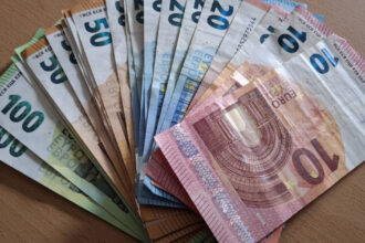 ungaria ar putea trece la euro pana in 2030 69e302f9b3a47
