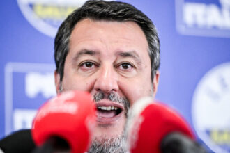 vicepremierul italian matteo salvini cei de la bruxelles nu sunt normali cu ideile lor de economisire a energiei 69e2383e86b4f