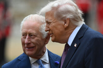 video donald trump ironizat de regele charles intr un discurs la casa alba daca nu am fi fost noi ati fi vorbit franceza 69f21beed255c