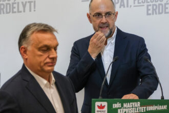 video kelemen hunor nu mi a cerut nimeni din udmr demisia ce spune despre acuzatiile privind manipularea maghiarilor din romania 69de3932ace52