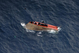video naufragiu in marea mediterana peste 70 de migranti sunt dati disparuti 69d27b592ed2f