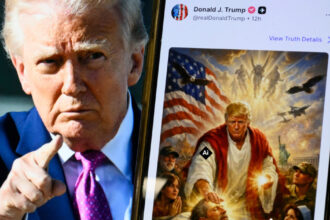 video o ambasada a iranului il ironizeaza pe donald trump cu un videoclip ai liderul sua lovit de iisus si aruncat intr o groapa in flacari 69dfc67932bcd