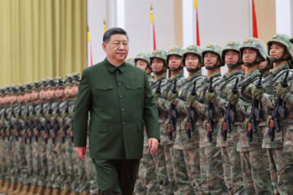 xi jinping ii indeamna pe inaltii comandanti militari chinezi sa renunte la aerele de superioritate 69d797364c202