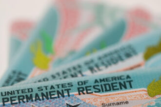administratia trump isi anuleaza noua regula privind cererile de rezidenta permanenta 6a1b5cbe678b0