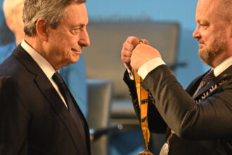 avertismentul lui mario draghi in era trump pentru prima data europa este cu adevarat singura impreuna 6a05d7cfa2666