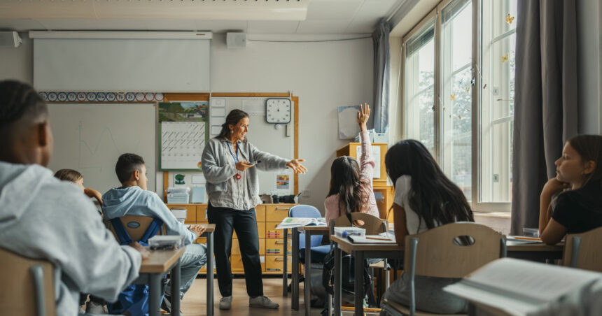 cat va castiga un profesor in 2027 noua lege a salarizarii schimba grila din educatie 6a159386baf7f