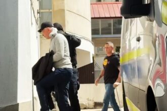 cati bani a dat dorel popa fost sef ipj si in anr retelei din justitie de la constanta si ce dosare voia sa rezolve 6a0ac3f953fd7