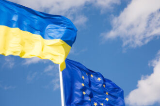 comisarul pentru extindere marta kos spune ca e imposibil ca ucraina sa adere la ue in 2027 si propune o alternativa 69f8bdf76be25