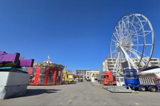 consiliul local constanta ataca victoria unei companii care vrea sa construiasca in satul de vacanta la mijloc un imobil cu 3 etaje 69f957b9bf28f