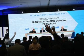 fmi europa risca recesiunea daca razboiul din orientul mijlociu se prelungeste zona euro afectata de explozia costurilor energiei 69fafd4455896