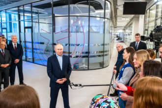putin vrea jumatate de milion de studenti straini in universitatile din rusia motivele din spatele ordinului dictatorului 69f4bb59698b3