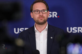 video dominic fritz anunta cum vor proceda alesii usr la votul motiunii de cenzura oricine crede ca jocul a fost facut deja nu este asa 69f8a54089ace