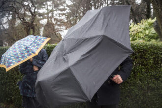 video meteorologii anunta din nou vreme mai rece decat de obicei zonele in care e deja cu 10 grade mai frig decat ieri 69fdeec4ef79d