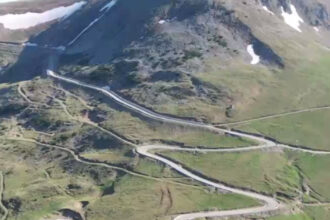video s a redeschis traficul pe cea mai inalta sosea din romania transalpina recomandarile politistilor pentru soferi 6a1ac928bce66
