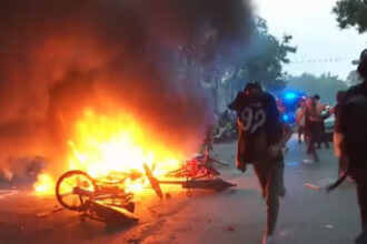 video sute de arestari in franta dupa victoria echipei paris saint germain in finala ligii campionilor violentele fusesera anticipate 6a1c091a9041e