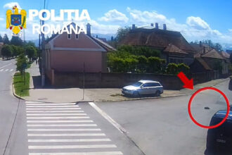 video un barbat a pierdut o geanta cu 25 000 de euro care i a cazut din portbagajul masinii cum si a recuperat banii intr un timp scurt 6a19eba609058