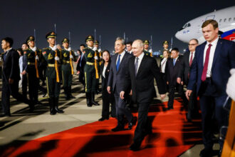videofoto primire cu fast pentru putin la beijing la scurt timp dupa vizita lui trump incredere crescanda a chinei in locul si pozitia sa 6a0cbca6f2d50