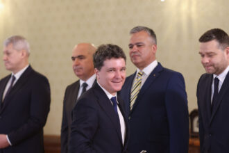 adrian vestea dupa discutia cu nicusor dan nu am rezerve sa negociez si parlamentari de la usr vor participa la vot 6a31951b20e9c