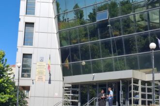 arest la domiciliu cu bilet de voie un traficant de droguri a primit acceptul judecatorilor sa lucreze in mamaia desi are masura preventiva 6a42d63f6bd2e