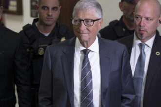 bill gates regreta relatia cu jeffrey epstein si spune ca ar fi fost santajat de el nu a avut succes 6a2a46bec1716