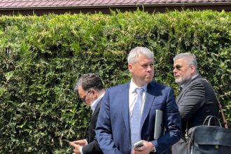 catalin predoiu si radu miruta au ajuns la constanta sedinta dupa explozia dronei maritime langa sediul arsvom 6a23e234f2262