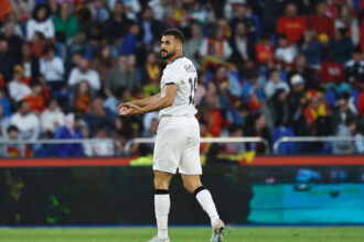cm 2026 atacantul irakian aymen hussein care participa la campionatul mondial interogat aproape sapte ore pe aeroportul din chicago 6a2678f237bcc